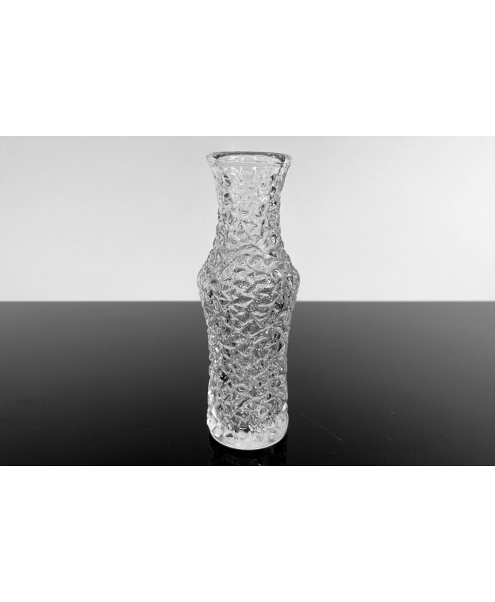 Váza z lisovaného skla, Václav Hanuš